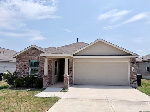 750 Haas Way, San Antonio, TX, 78221-3645 | Card Image