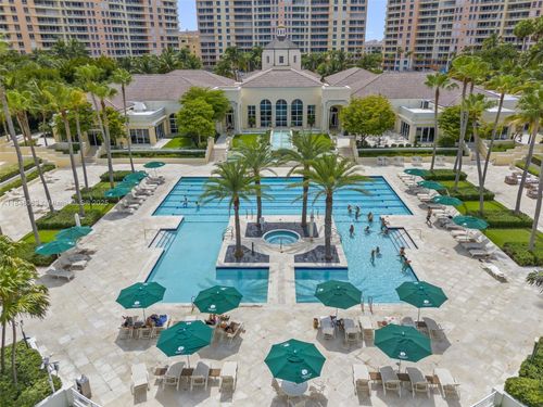 ph-3-703 Crandon Blvd, Key Biscayne, FL, 33149-2221 | Card Image