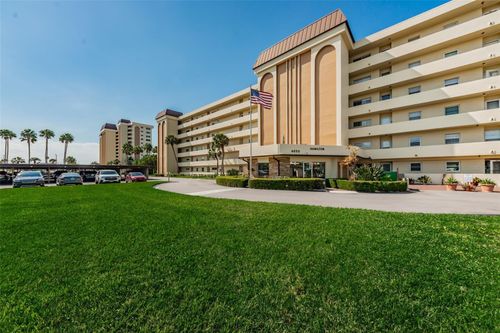 105-4650 Cove Circle, ST PETERSBURG, FL, 33708 | Card Image