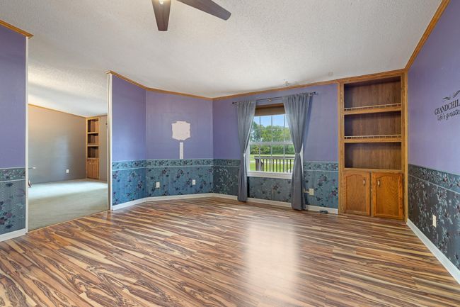 Interior - Family Room | Image 20