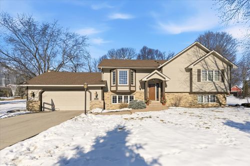 1500 Rushmore Dr, Burnsville, MN, 55306-8609 | Card Image