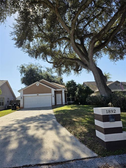 1892 White Ave, ORLANDO, FL, 32806-6455 | Card Image