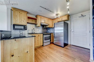 1103 - 417 E Kiowa Street, Condo with 1 bedrooms, 2 bathrooms and 1 parking in Colorado Springs CO | Image 3