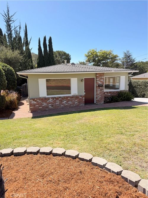 2049 Sierra Way, San Luis Obispo, CA, 93401-4523 | Card Image