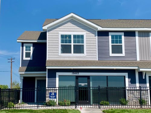 19462 136th Ave N, Rogers, MN, 55374-4834 | Card Image