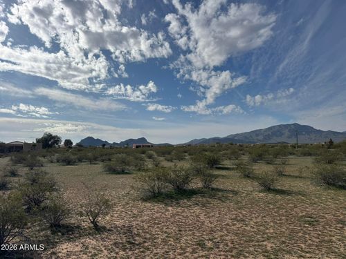 5-XX00 N Eagle Eye Rd, Aguila, AZ, 85320 | Card Image