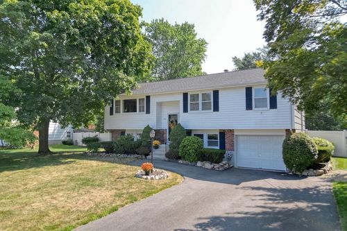413 Linwood St, Abington, MA, 02351-1532 | Card Image