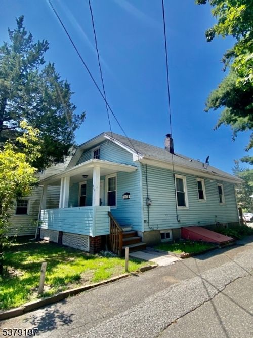 665 Ringwood Ave, Wanaque, NJ, 07465-1504 | Card Image