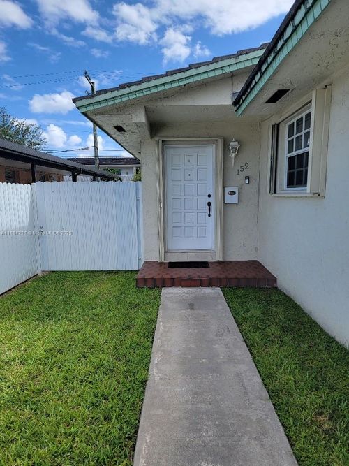 152-150 E 6th St, Hialeah, FL, 33010-4848 | Card Image