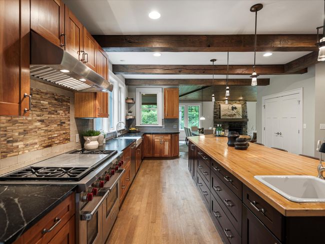 Kitchen Island and Stove | Image 17