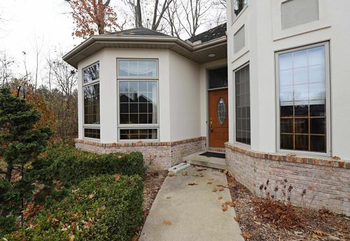 1506 Golfside Ct, Flushing, MI, 48433-2275 | Card Image