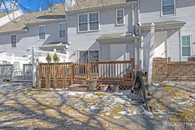 22 Colleen Ct, Townhouse with 2 bedrooms, 3 bathrooms and null parking in Kendall Park NJ | Image 8