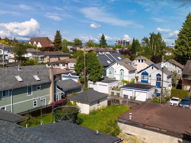 Aerial perspective of suburban area | Image 38