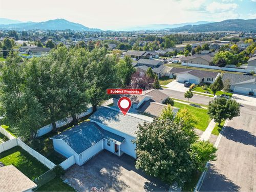 10 Rockefeller Dr, Kalispell, MT, 59901-2586 | Card Image