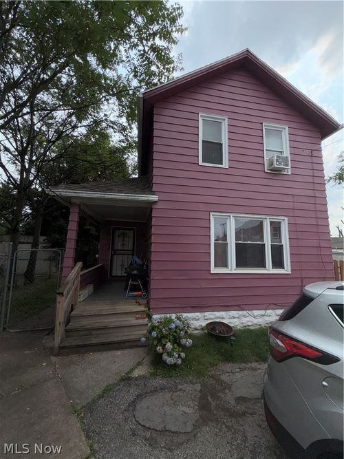 7426 Spafford Rd, Cleveland, OH, 44105-3653 | Card Image