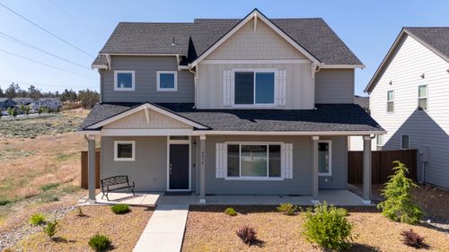 4014 Sw Quartz Ave, Redmond, OR, 97756-6895 | Card Image
