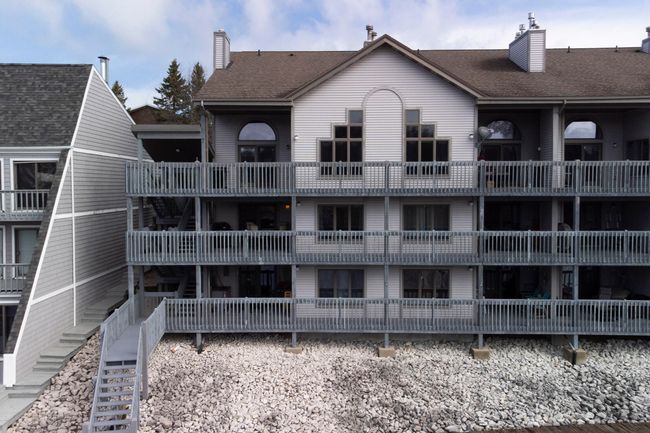 APT-8 - 317 5 Th Ave, Condo with 2 bedrooms, 1 bathrooms and null parking in Manistee MI | Image 48