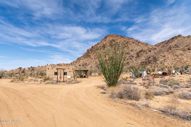 15721 S Roy Rogers Rd, House other with 1 bedrooms, 1 bathrooms and null parking in Yucca AZ | Image 29