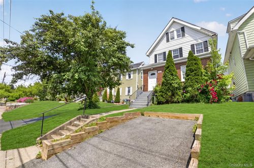 239 Fremont St, Peekskill, NY, 10566-3419 | Card Image