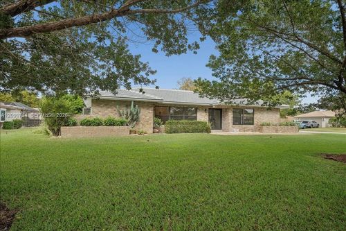 9913 Sw 1st Ct, Coral Springs, FL, 33071-7344 | Card Image