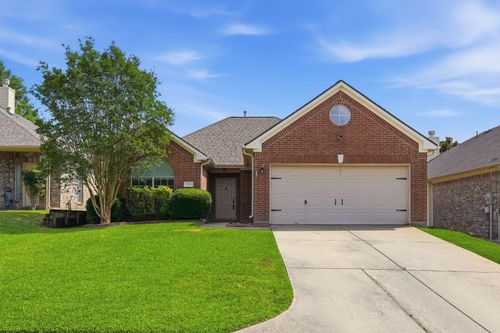 2313 Perkins Crossing Dr, Conroe, TX, 77304-6813 | Card Image