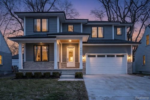 4428 Tonawanda Ave, Royal Oak, MI, 48073-1636 | Card Image