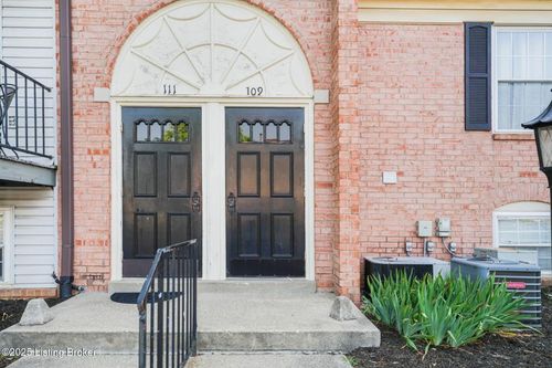 2-109 Algiers Ct, Louisville, KY, 40218-1603 | Card Image
