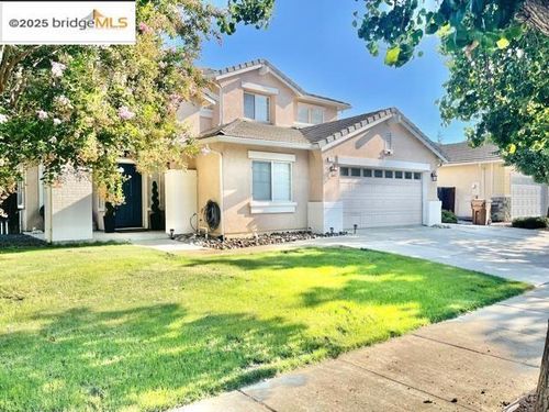 709 Thompsons Dr, Brentwood, CA, 94513 | Card Image