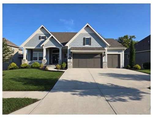 9261 Brownridge St, Lenexa, KS, 66220-2730 | Card Image