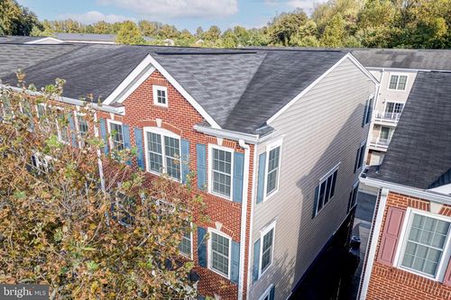 712-4628 Battenburg Ln, FAIRFAX, VA, 22030-6266 | Card Image