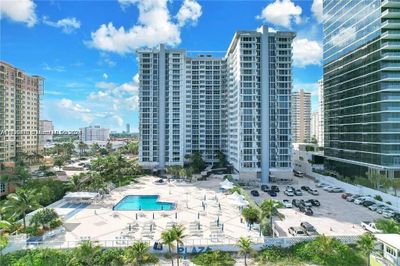 516 - 2030 S Ocean Dr, Condo with 1 bedrooms, 1 bathrooms and null parking in Hallandale Beach FL | Image 3