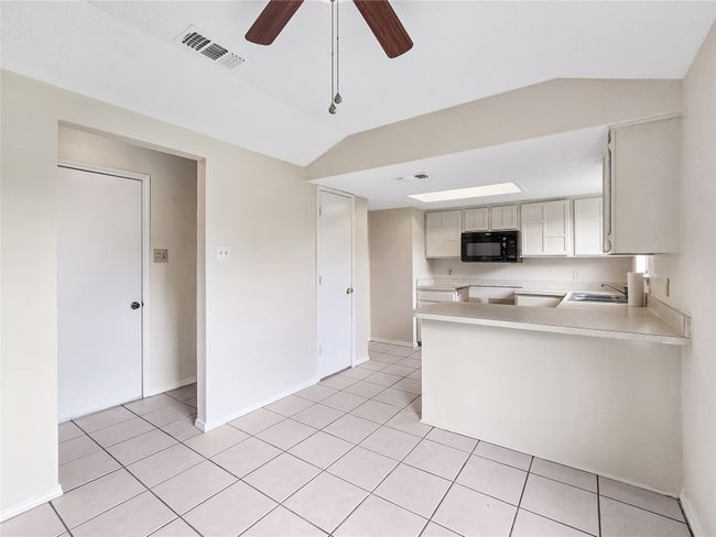 631 Sharp St, House other with 3 bedrooms, 2 bathrooms and null parking in Mansfield TX | Image 15