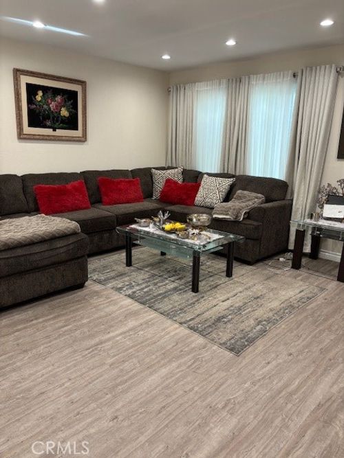 unit-29-14551 Tupper St, Panorama City, CA, 91402-1451 | Card Image