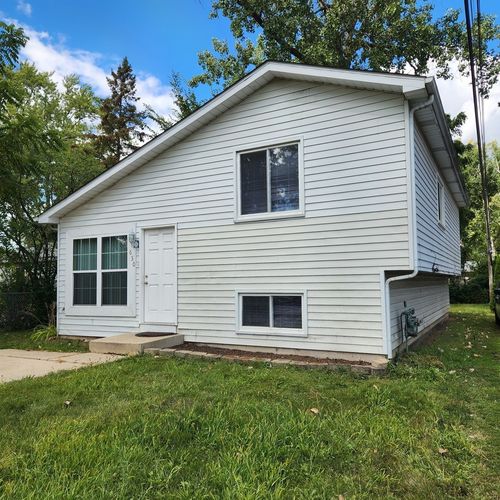 630 Morningside Dr, Round Lake Beach, IL, 60073-1777 | Card Image