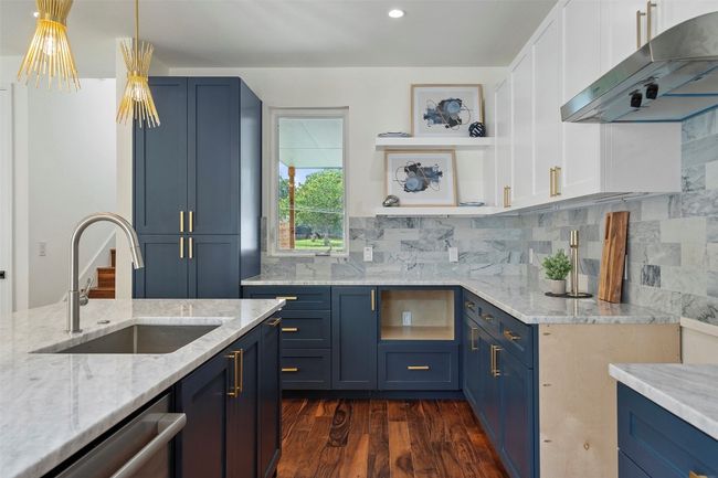 2 - 7603 Creston Ln, House other with 2 bedrooms, 3 bathrooms and 4 parking in Austin TX | Image 11