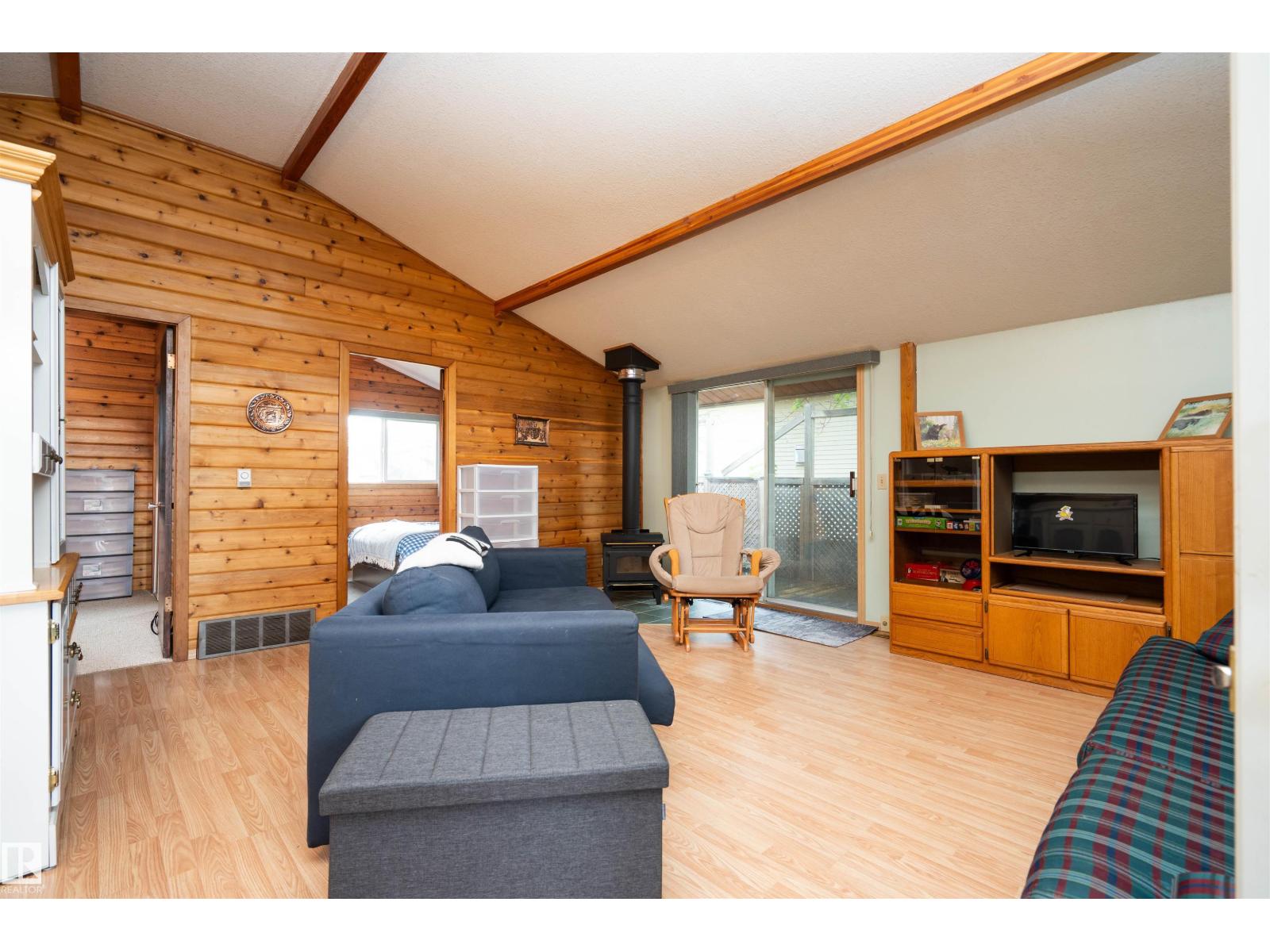 Residential in Sylvan Lake 5