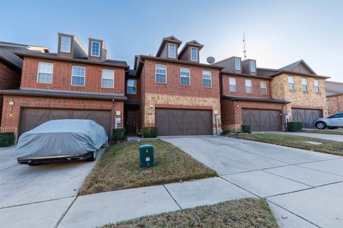 394 Teague Dr, Lewisville, TX, 75067-6721 | Card Image