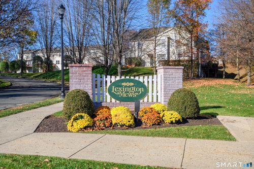 1705-1705 Eaton Ct, Danbury, CT, 06811-4060 | Card Image