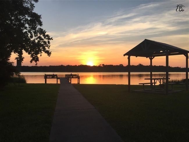 1115 Woodbank Dr, House other with 5 bedrooms, 3 bathrooms and 2 parking in Seabrook TX | Image 24