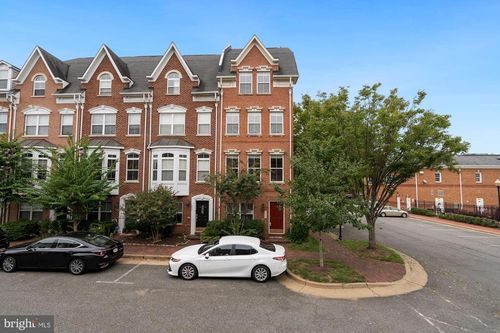 211 Medlock Ln, ALEXANDRIA, VA, 22304-7789 | Card Image