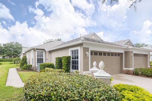 5733 Heronpark Pl, LITHIA, FL, 33547-3801 | Card Image