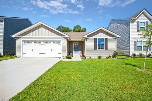 334 Forecastle St, Portsmouth, VA, 23702-2746 | Card Image