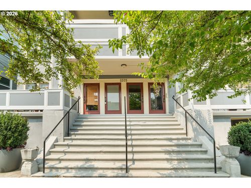 b-2375 Nw Northrup St, Portland, OR, 97210-2958 | Card Image