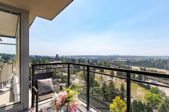 2001 - 555 Delestre Avenue, Condo with 2 bedrooms, 2 bathrooms and 2 parking in Coquitlam BC | Image 25