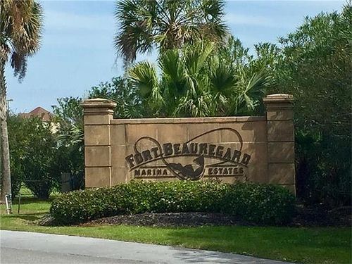 2405 Bench Blvd, Saint Bernard, LA, 70085-7787 | Card Image