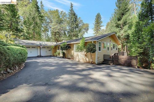 14358 Plover Way, Grass Valley, CA, 95949-9295 | Card Image