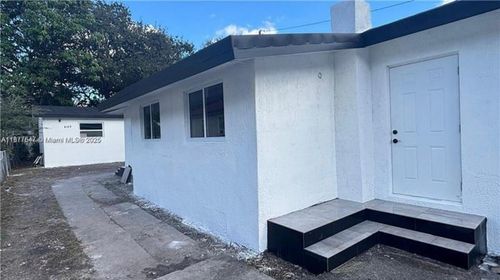 4147 Nw 23rd Ct, Miami, FL, 33142-4611 | Card Image