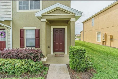 12254 Foxmoor Peak Dr, RIVERVIEW, FL, 33579-7704 | Card Image