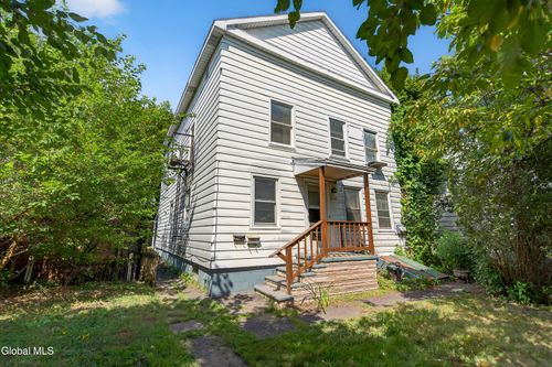2325 6th Ave, Watervliet, NY, 12189-2026 | Card Image