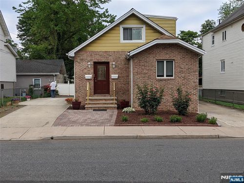 26 Brandt St, Little Ferry, NJ, 07643-1537 | Card Image